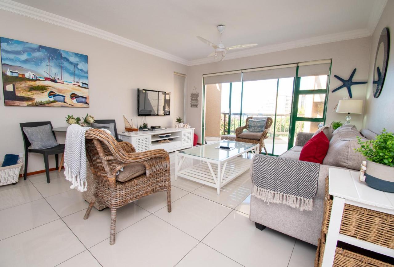 11 The Shades Umhlanga Rocks Appartement Durban Buitenkant foto